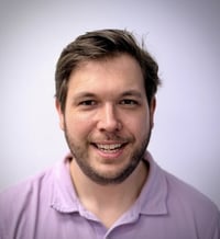 Vladimir Kardelis_Bio_HeadShot.docx